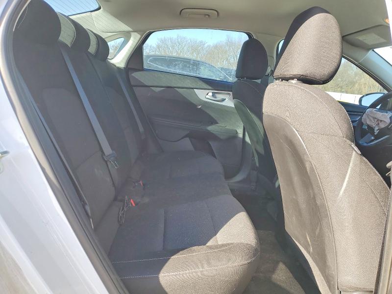 Photo 10 from auction – 2023 KIA FORTE with VIN 3KPF24AD3PE578169