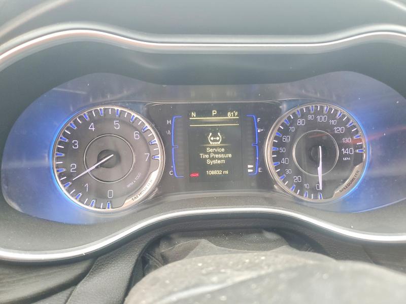 Photo 9 from auction – 2016 CHRYSLER 200 with VIN 1C3CCCAB1GN178670