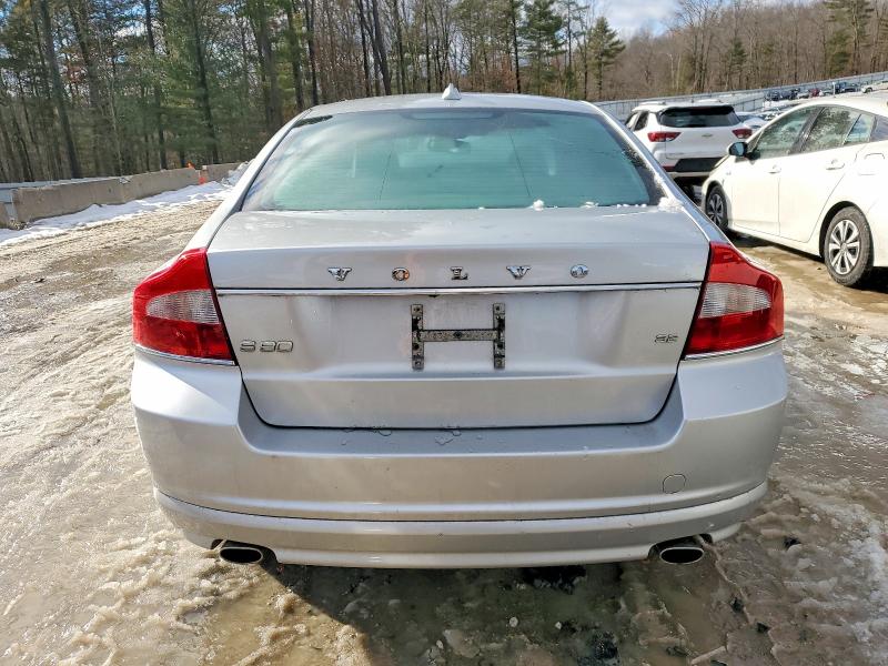Photo 6 from auction – 2010 VOLVO S80 3.2 with VIN YV1960AS7A1131275