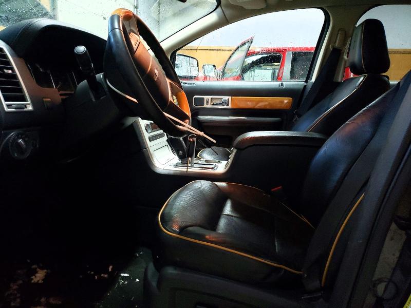 Photo 7 from auction – 2010 LINCOLN MKX with VIN 2LMDJ8JC0ABJ01593