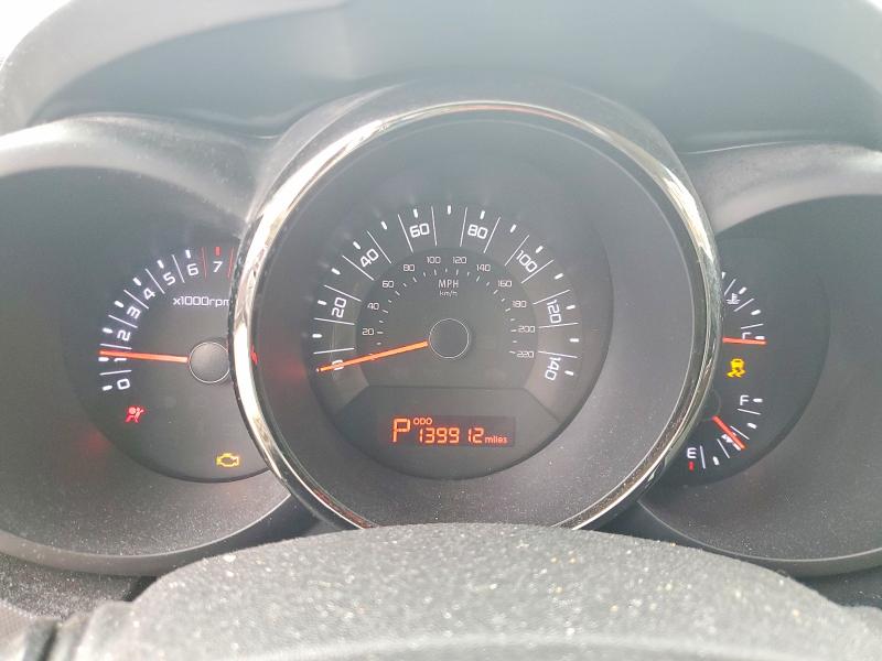 Photo 9 from auction – 2011 KIA SOUL + with VIN KNDJT2A21B7300339