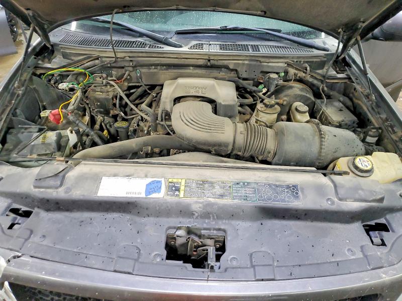 Photo 11 from auction – 2003 FORD F150 with VIN 1FTRX18L63NB43520