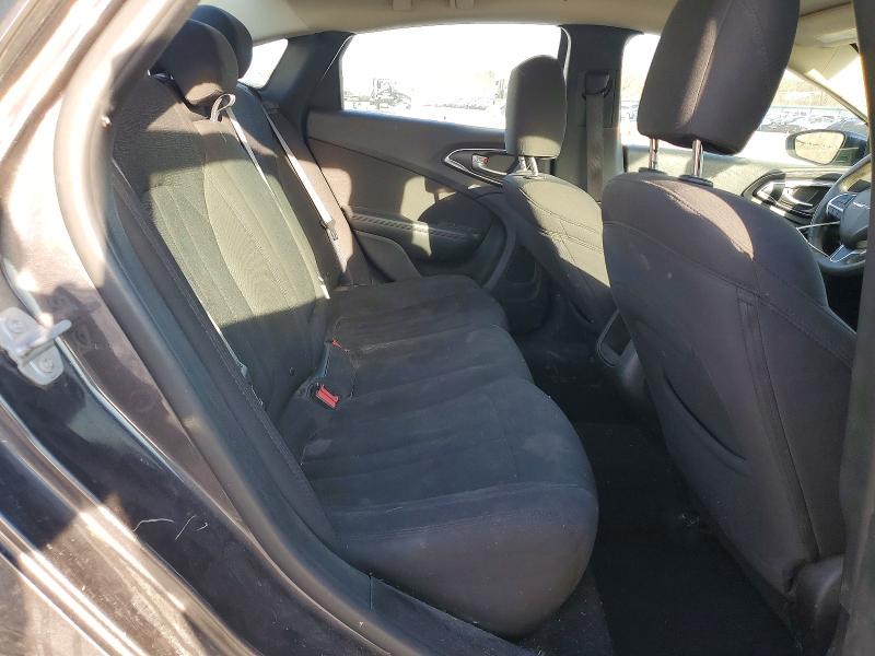 Photo 10 from auction – 2016 CHRYSLER 200 LIMITE with VIN 1C3CCCAB5GN148345