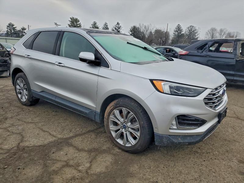Photo 4 from auction – 2019 FORD EDGE TITAN with VIN 2FMPK4K95KBC11753