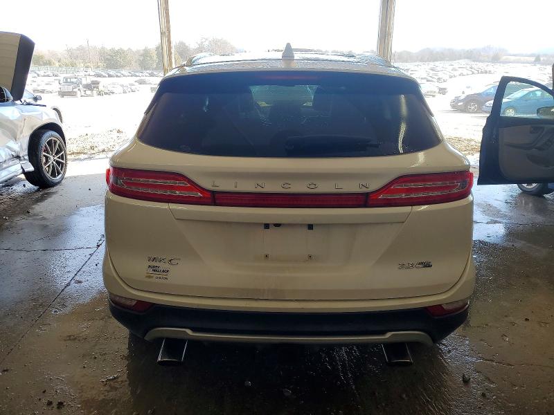 Photo 6 from auction – 2016 LINCOLN MKC RESERV with VIN 5LMTJ3DH9GUJ18393