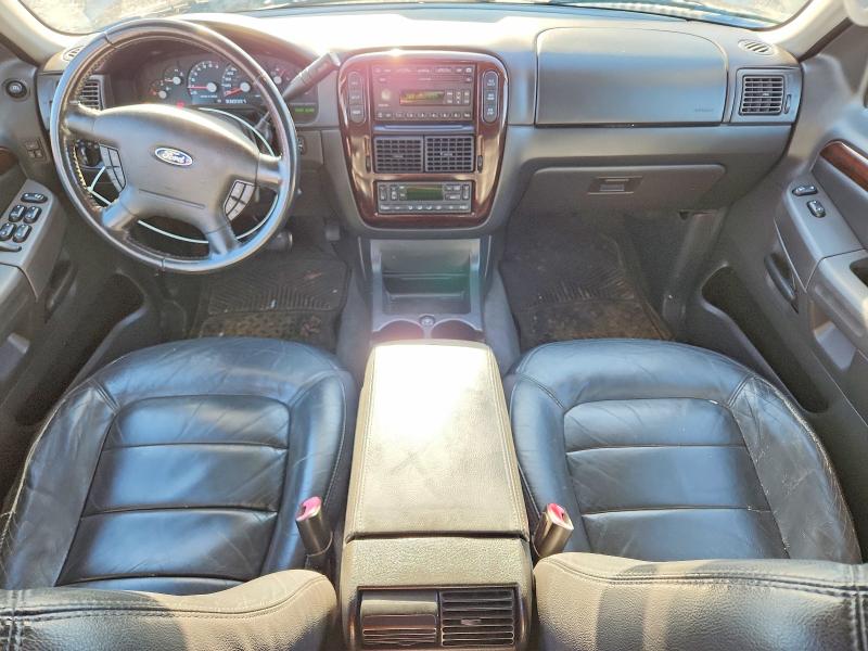 Photo 8 from auction – 2004 FORD EXPLORER with VIN 1FMDU75W34ZA63909