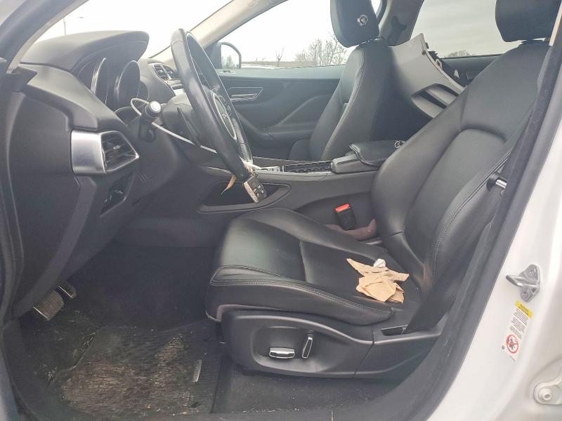 Photo 7 from auction – 2019 JAGUAR F-PACE PRE with VIN SADCJ2GX8KA363530