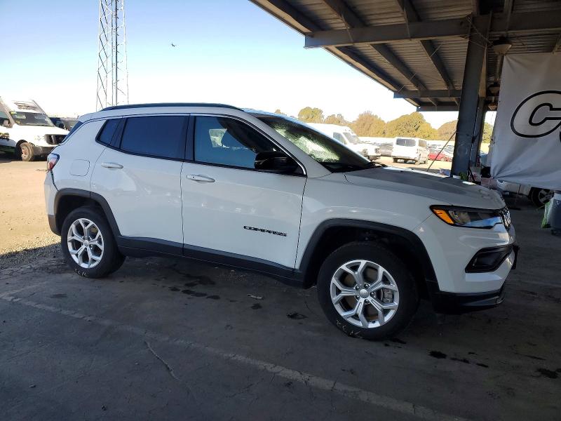 Photo 4 from auction – 2024 JEEP COMPASS LA with VIN 3C4NJDBN1RT111904