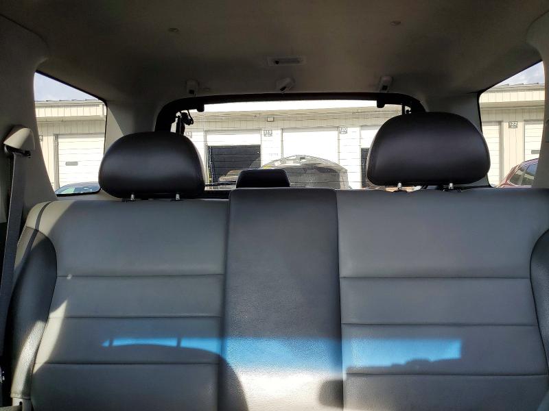 Photo 10 from auction – 2004 FORD ESCAPE with VIN 1FMCU03194KA78403