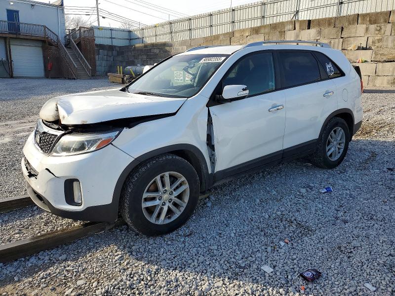 KIA SORENTO 2015 with VIN 5XYKT4A64FG561881 - Photo from auction