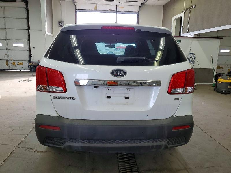 Photo 6 from auction – 2011 KIA SORENTO EX with VIN 5XYKU4A14BG016808