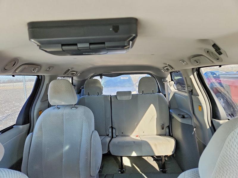 Photo 10 from auction – 2011 TOYOTA SIENNA LE with VIN 5TDKK3DC3BS118116