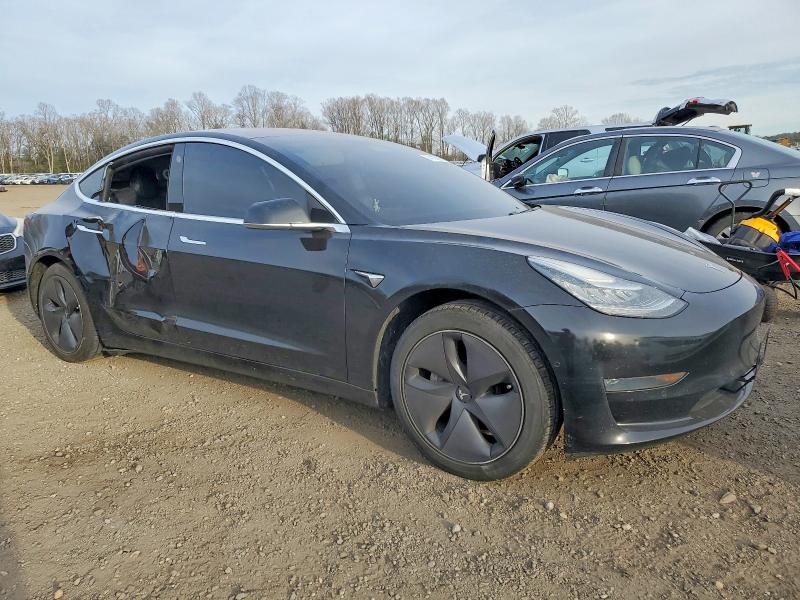 Photo 4 from auction – 2018 TESLA MODEL 3 with VIN 5YJ3E1EA8JF156909