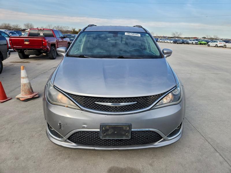 Photo 5 from auction – 2017 CHRYSLER PACIFICA T with VIN 2C4RC1BG0HR747288