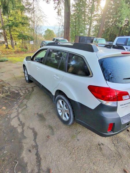 Photo 3 from auction – 2014 SUBARU OUTBACK 2. with VIN 4S4BRBLC6E3295655