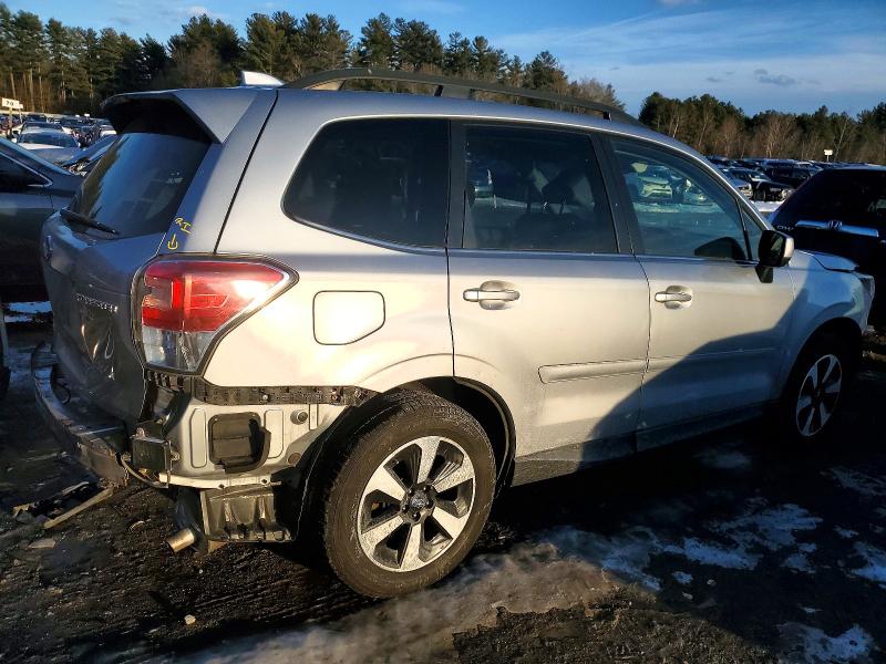 Photo 3 from auction – 2018 SUBARU FORESTER 2 with VIN JF2SJARC4JH438257