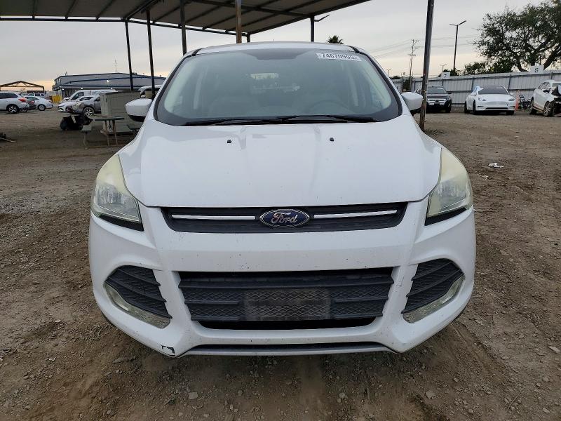 Photo 5 from auction – 2016 FORD ESCAPE SE with VIN 1FMCU0GX6GUB83245
