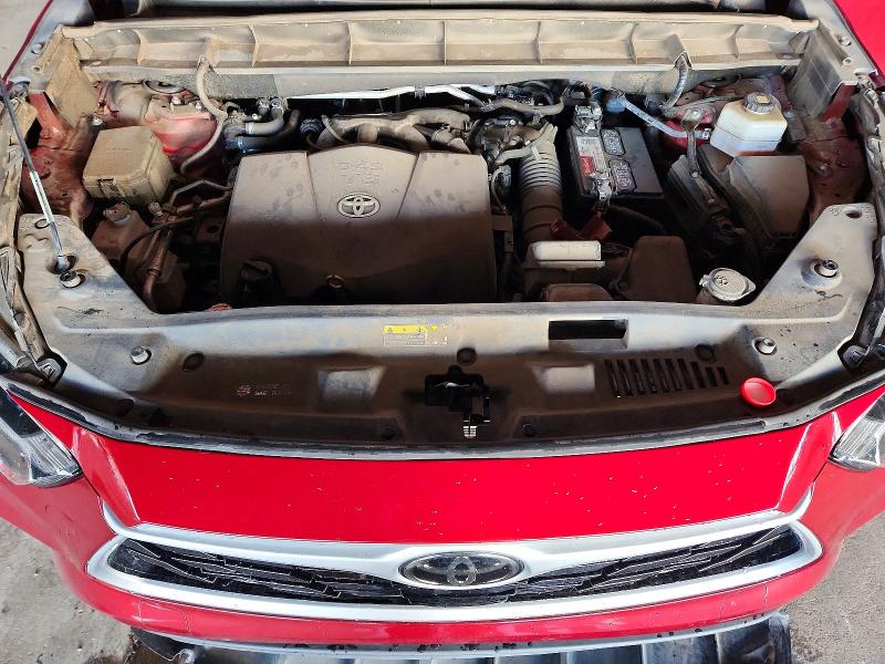 Photo 12 from auction – 2022 TOYOTA HIGHLANDER with VIN 5TDZZRAH3NS093140