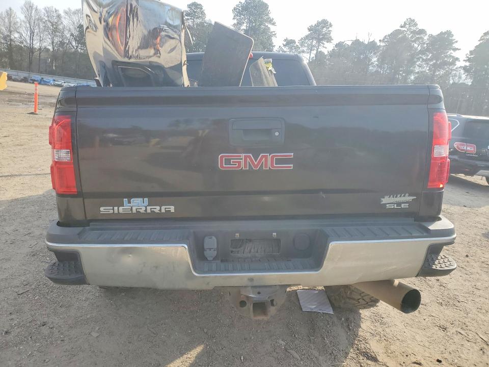 Photo 6 from auction – 2018 GMC SIERRA with VIN 1GT12SEY8JF201667