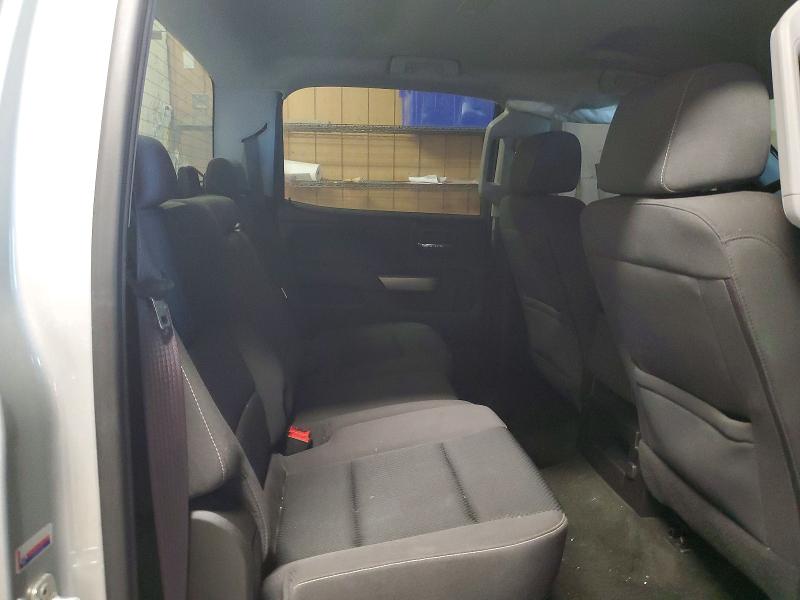 Photo 10 from auction – 2016 CHEVROLET SILVERADO with VIN 3GCUKREC4GG383966