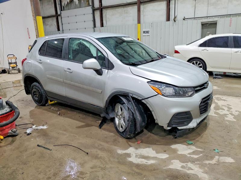 Photo 4 from auction – 2019 CHEVROLET TRAX with VIN 3GNCJKSB5KL375688
