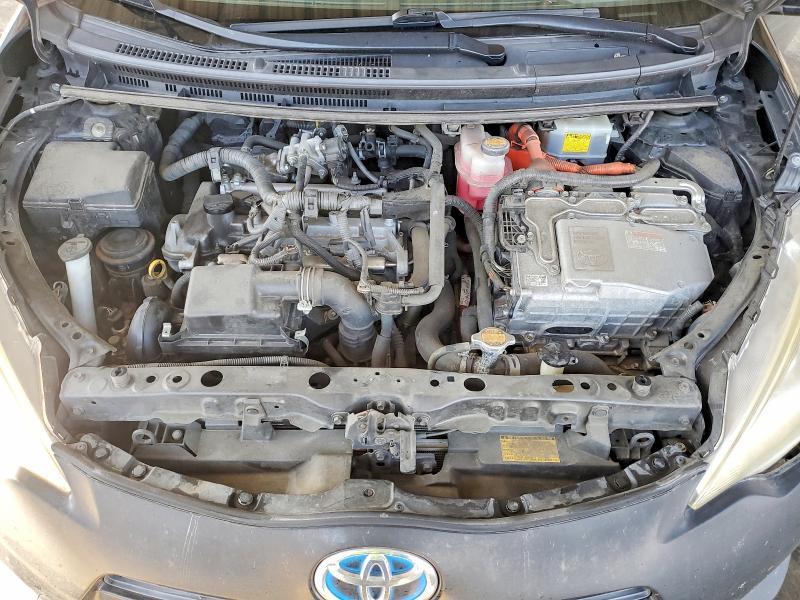 Photo 11 from auction – 2013 TOYOTA PRIUS C with VIN JTDKDTB30D1036759