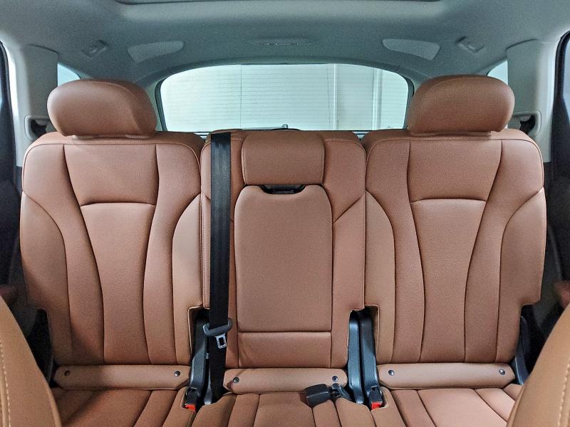 Photo 10 from auction – 2023 AUDI Q7 PRESTIG with VIN WA1VXBF76PD028383