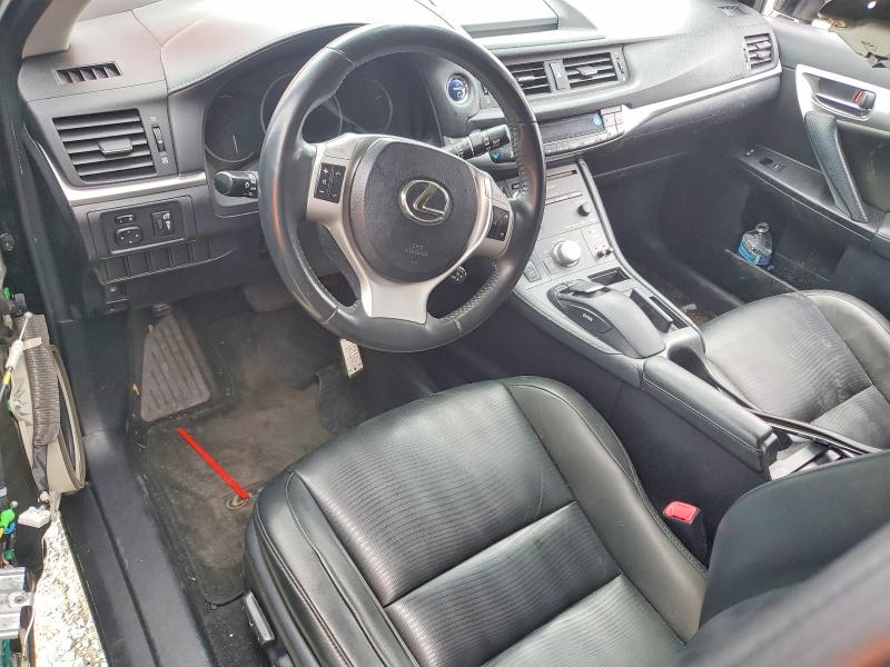 Photo 8 from auction – 2013 LEXUS CT 200 with VIN JTHKD5BH4D2163708
