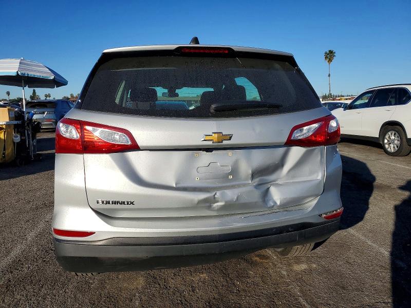 Photo 6 from auction – 2020 CHEVROLET EQUINOX with VIN 2GNAXHEV4L6211997