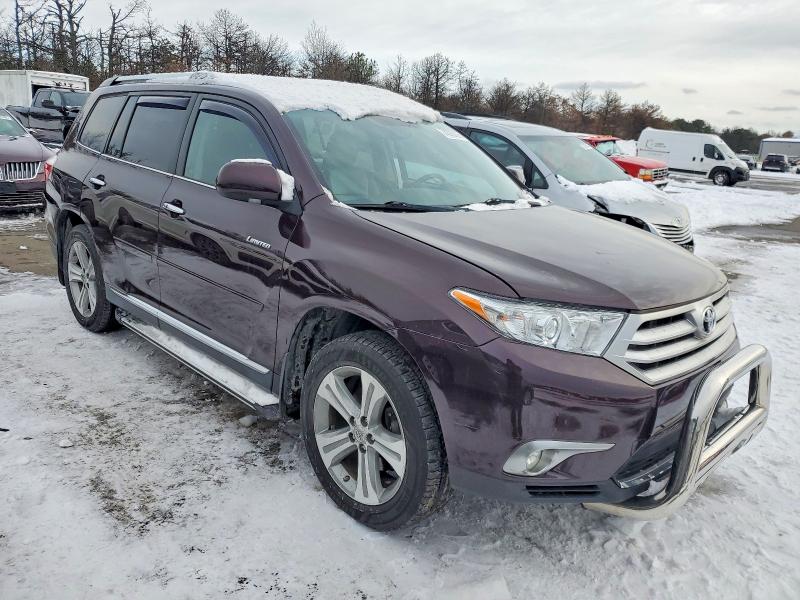 Photo 4 from auction – 2012 TOYOTA HIGHLANDER with VIN 5TDDK3EH4CS119151