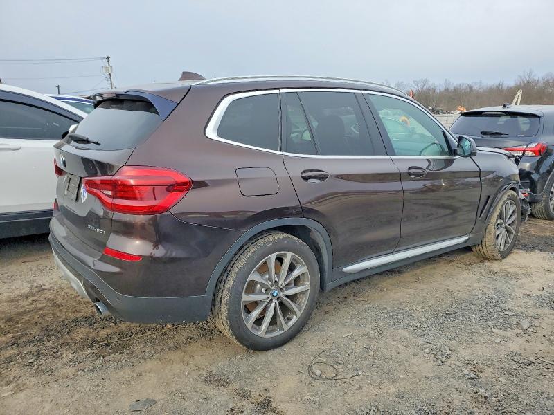 Photo 3 from auction – 2019 BMW X3 XDRIVE3 with VIN 5UXTR9C50KLP94402