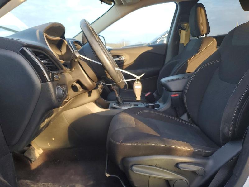 Photo 7 from auction – 2016 JEEP CHEROKEE L with VIN 1C4PJLCB4GW260080