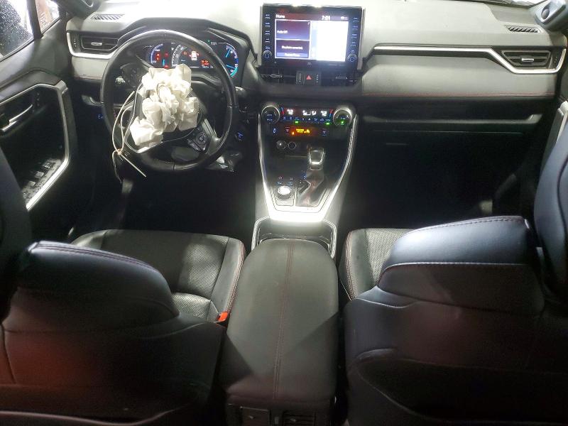 Photo 8 from auction – 2021 TOYOTA RAV4 PRIME with VIN JTMFB3FV1MD032544