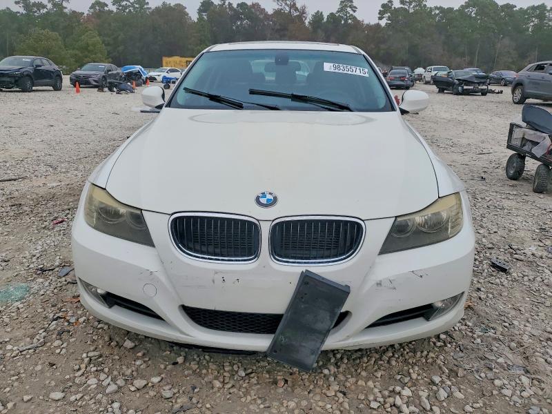 Photo 5 from auction – 2011 BMW 328 I with VIN WBAPH7G54BNN02711
