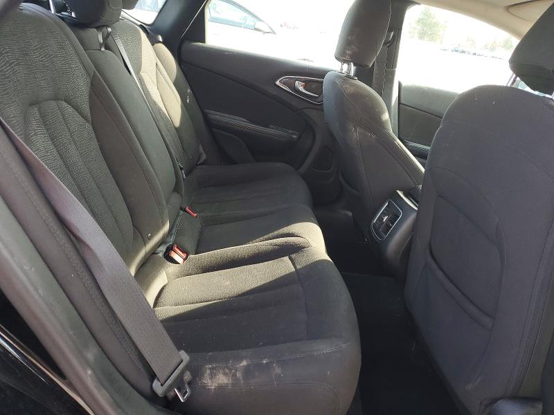 Photo 10 from auction – 2015 CHRYSLER 200 with VIN 1C3CCCAB3FN555000