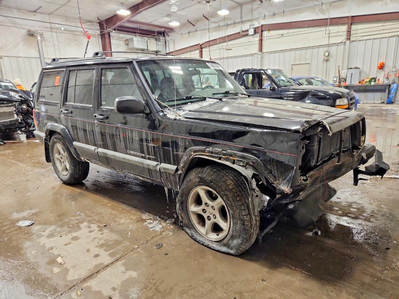Photo 4 from auction – 2001 JEEP CHEROKEE S with VIN 1J4FF48S41L570888