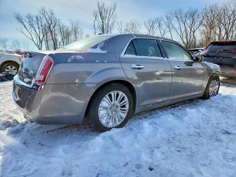 Photo 3 from auction – 2014 CHRYSLER 300C with VIN 2C3CCAKG5EH240155