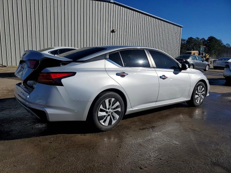 Photo 3 from auction – 2022 NISSAN ALTIMA with VIN 1N4BL4BV5NN372109
