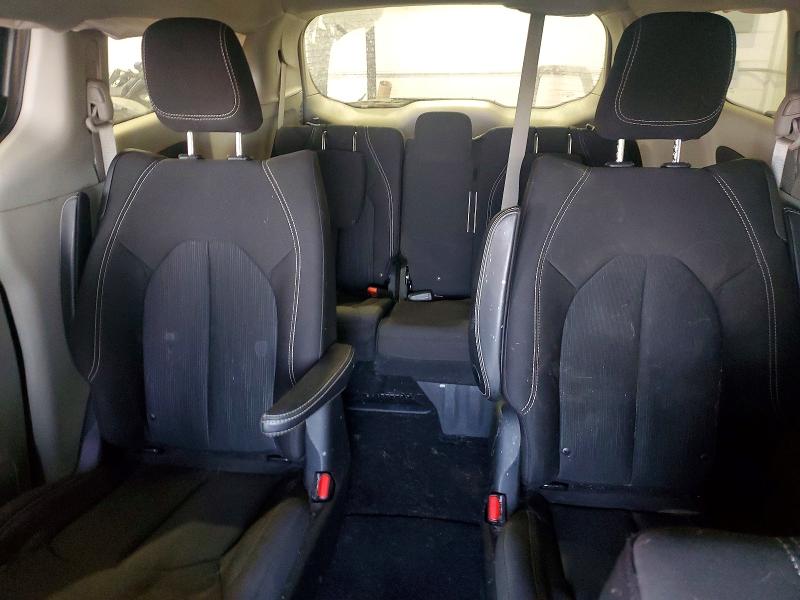 Photo 10 from auction – 2020 CHRYSLER VOYAGER with VIN 2C4RC1CG1LR128447
