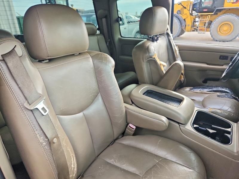 Photo 10 from auction – 2004 CHEVROLET SILVERADO with VIN 2GCEC19T741188350