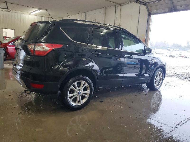 Photo 3 from auction – 2018 FORD ESCAPE SE with VIN 1FMCU9GD7JUC87180