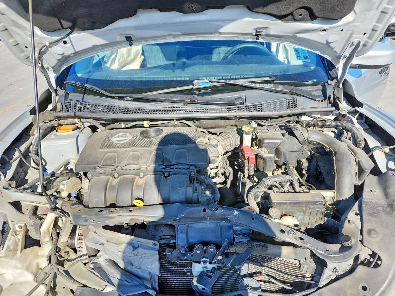 Photo 11 from auction – 2015 NISSAN SENTRA S with VIN 3N1AB7AP0FL652120