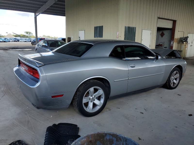 Photo 3 from auction – 2011 DODGE CHALLENGER with VIN 2B3CJ4DG8BH602492