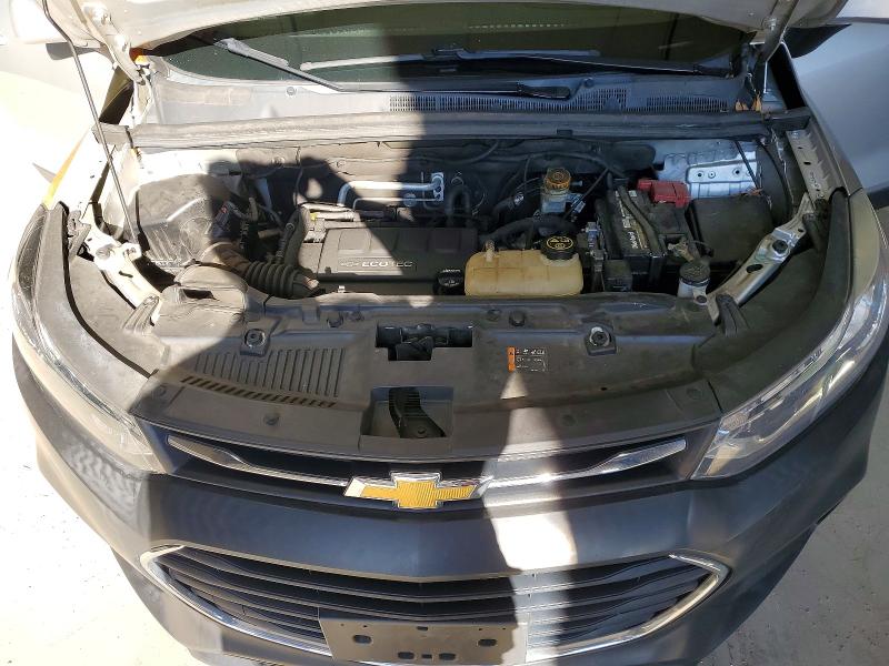 Photo 12 from auction – 2018 CHEVROLET TRAX LS with VIN 3GNCJNSB5JL329326