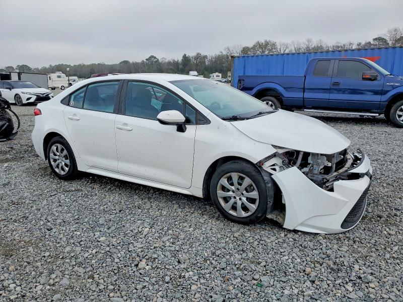 Photo 4 from auction – 2021 TOYOTA COROLLA LE with VIN 5YFEPMAE0MP246898