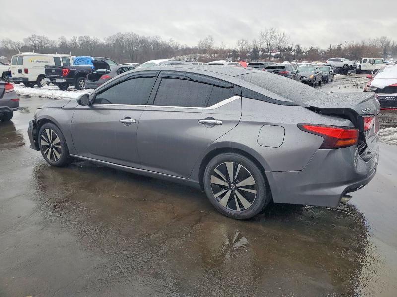 Photo 2 from auction – 2019 NISSAN ALTIMA with VIN 1N4BL4EV6KC243363