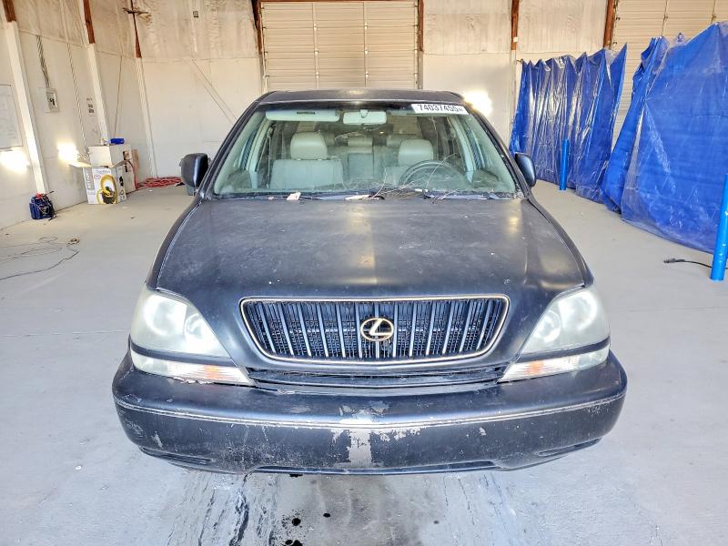 Photo 5 from auction – 2000 LEXUS RX 300 with VIN JT6HF10U4Y0142641