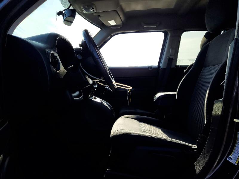 Photo 7 from auction – 2017 JEEP PATRIOT with VIN 1C4NJRFB0HD105190