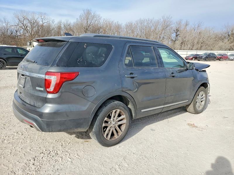 Photo 3 from auction – 2017 FORD EXPLORER with VIN 1FM5K7DH2HGA78769