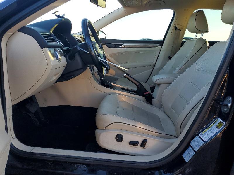 Photo 7 from auction – 2017 VOLKSWAGEN PASSAT with VIN 1VWBT7A39HC010938